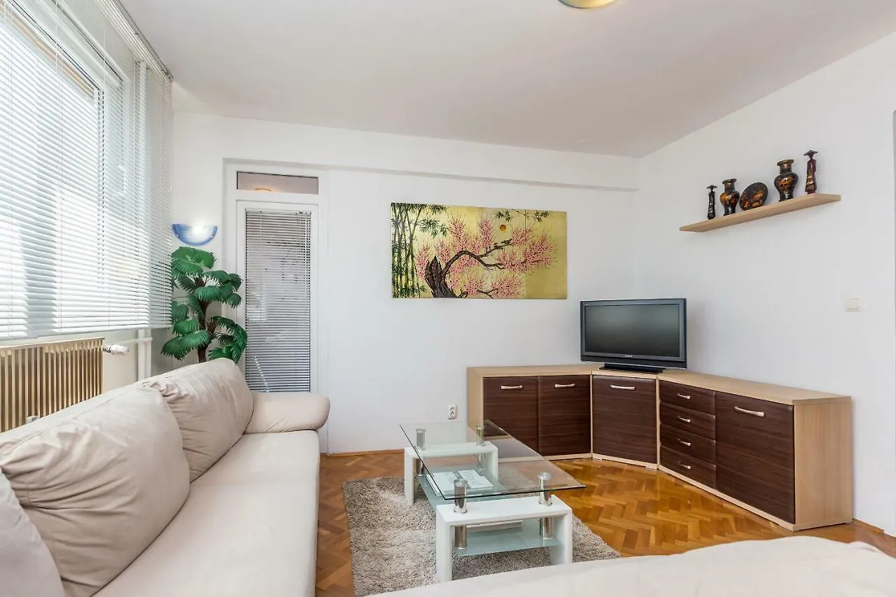Apartment Lucky 1 Rijeka Croacia